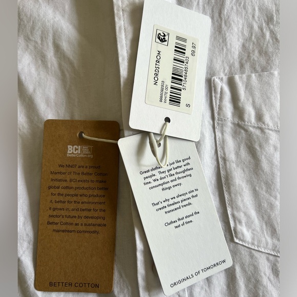 No Nationality White Casual Button Down Shirt - Picture 4 of 5